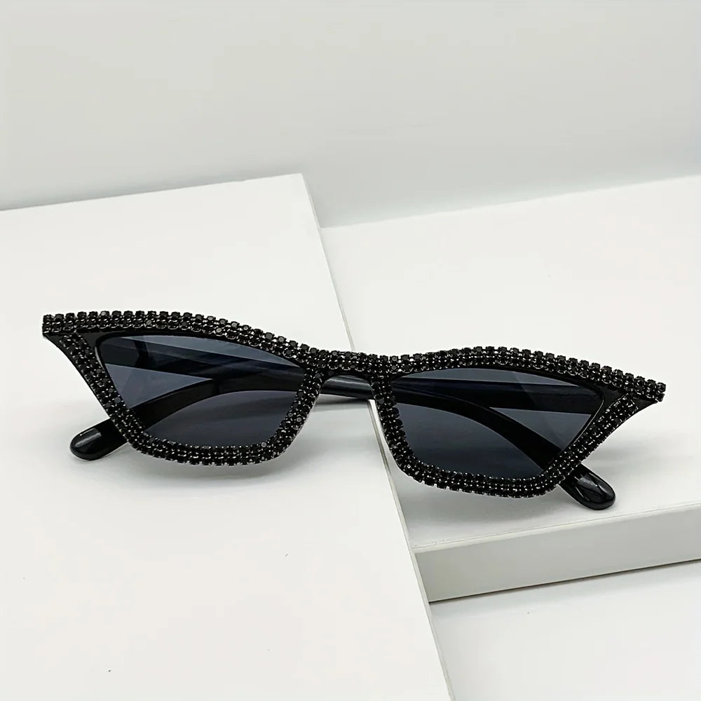 1 piece of women's sparkling rhinestone decorated fashionable glasses, Y2K style retro cat eye fashionable glasses