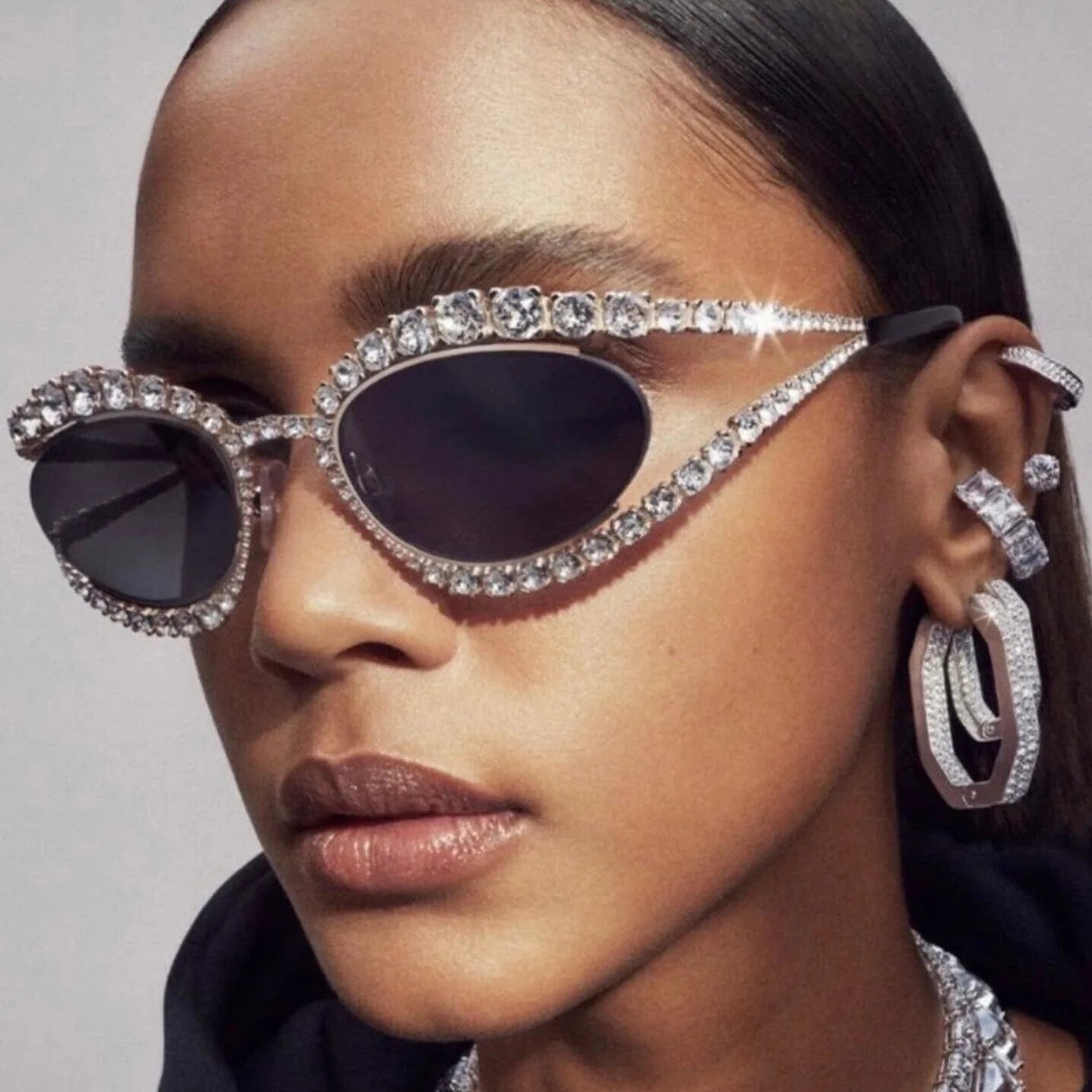 2023 Fashion Luxury Crystal Shiny Sunglasses Women Sexy Cat Eye Rhinestone Party Elegant Sun Glasses Female Shades Oculos De Sol