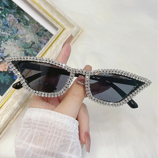 1 piece of women's sparkling rhinestone decorated fashionable glasses, Y2K style retro cat eye fashionable glasses