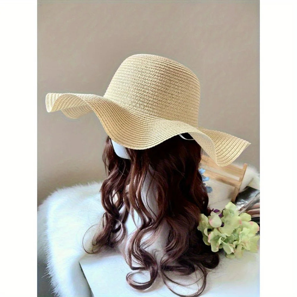 1 Women's Summer Wave Edge Straw Hat - Breathable Hat, Non Elastic, Ideal for Outdoor Holiday Travel and Giving Gifts