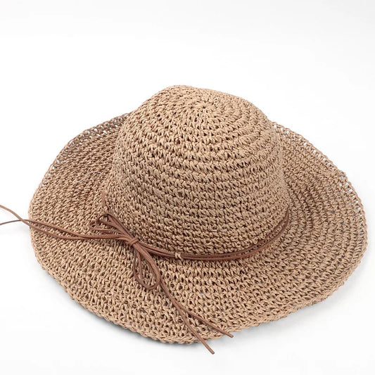 Women's summer beach hat with UV protection and sun protection, woven with large cloth and grass for sun protection