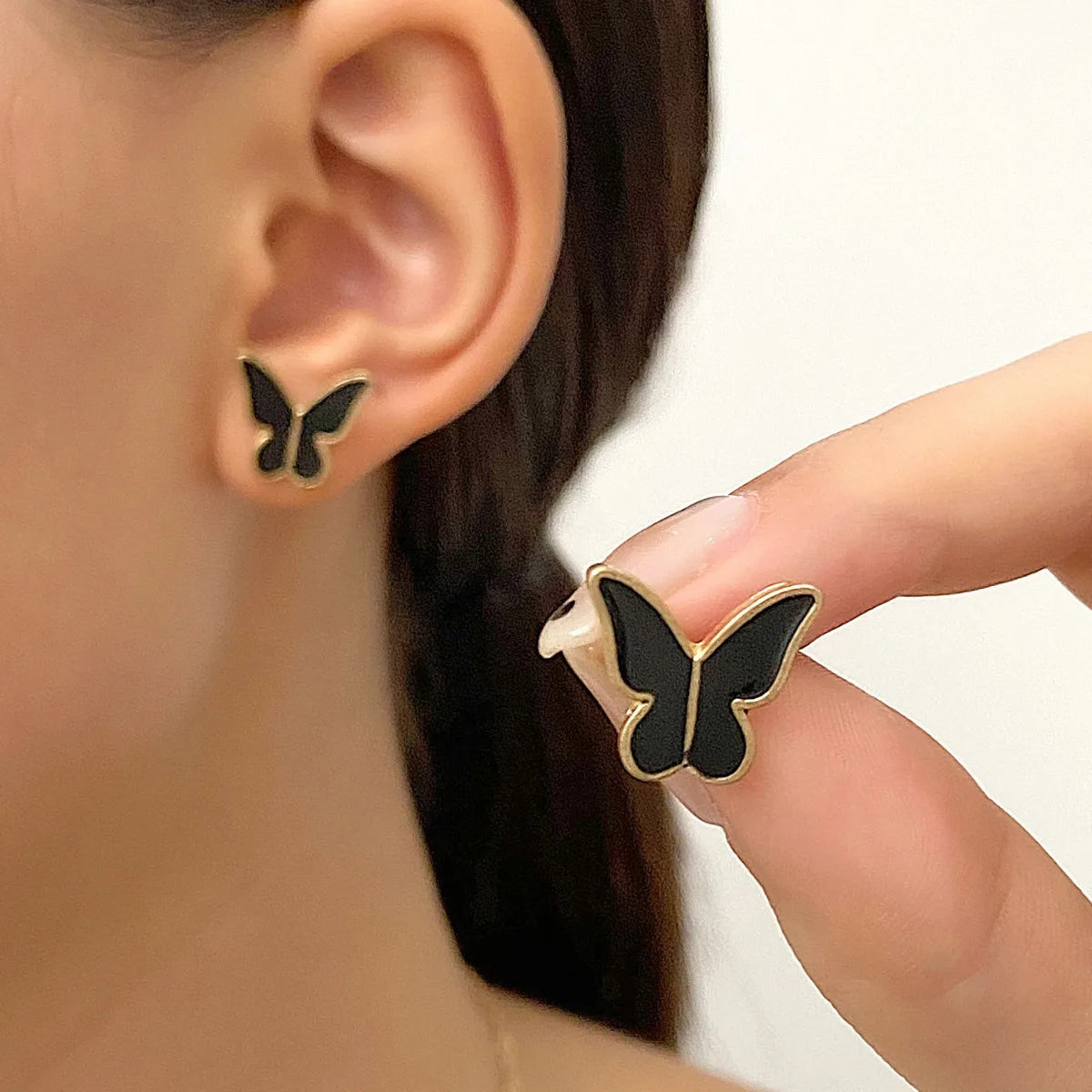 5 Pieces Gold Color Lady Enamel Butterfly Pendant Fashion Accessories Simple Necklace Bracelet Ring Earrings Party Jewelry Set